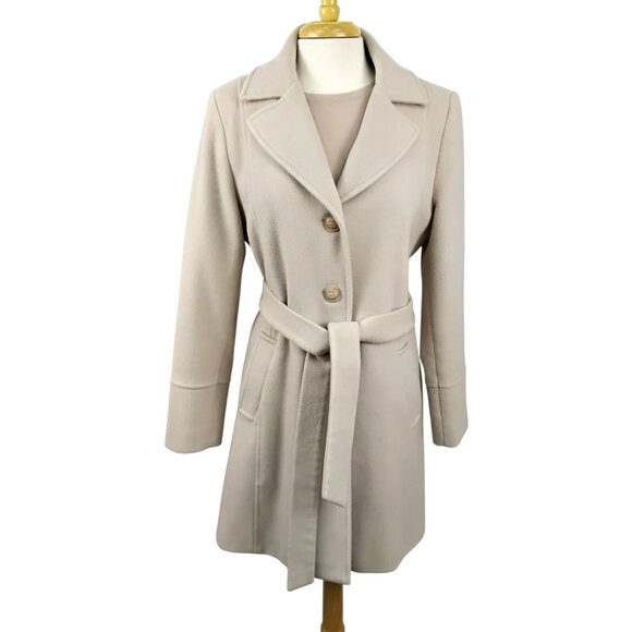 Gorgeous Light Taupe Wool Dress Coat by Larry Levine - Picture 4 of 6